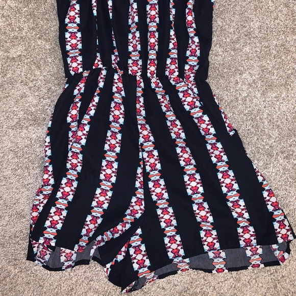 Xhilaration Black & Red Romper size XS - Picture 10 of 10